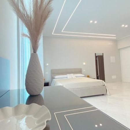 Meligrana Central Rooms Тропеа Екстериор снимка