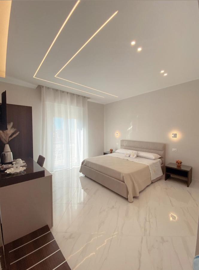Meligrana Central Rooms Тропеа Екстериор снимка