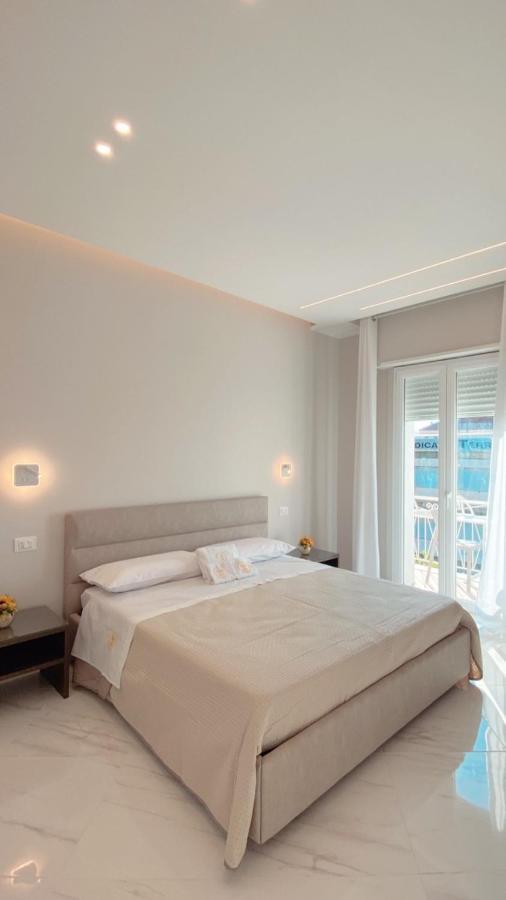 Meligrana Central Rooms Тропеа Екстериор снимка