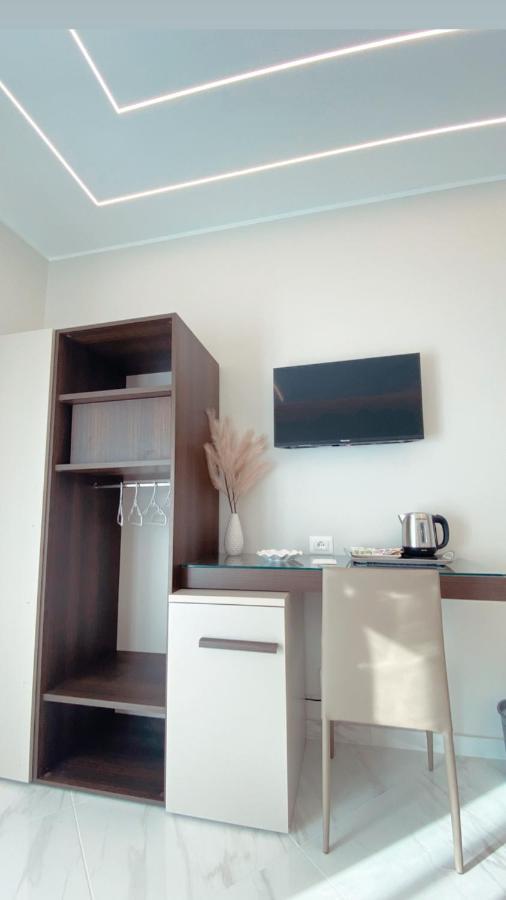 Meligrana Central Rooms Тропеа Екстериор снимка